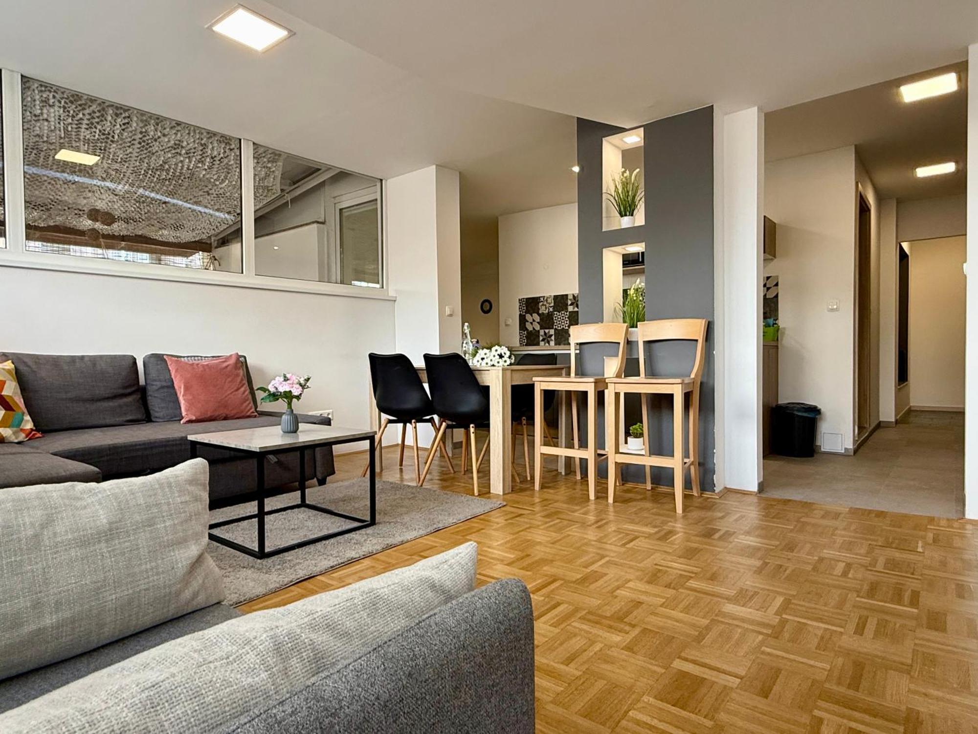 Apartments Park Siska Ljubljana Exterior foto